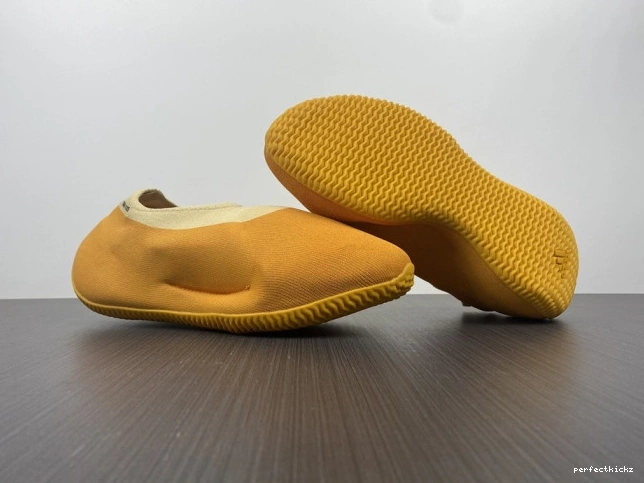 GW5353 Adidas Yeezy Sulfur Knit RNR 0811